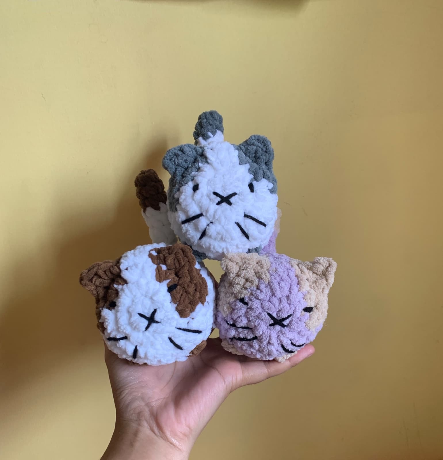 Cat plushie(one)